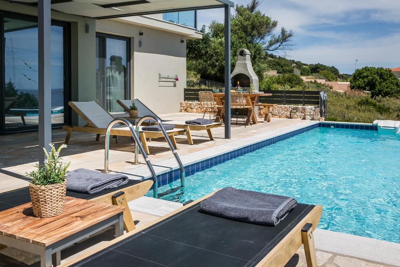 Villa Sea Front Spathion Ngoại thất bức ảnh